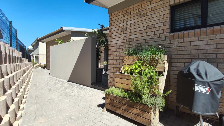 3 Bedroom Property for Sale in Blue Ridge Western Cape